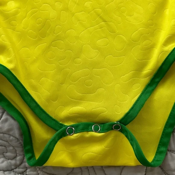Brazil Soccer ⚽️ Onesie 🇧🇷 - Picture 2 of 4